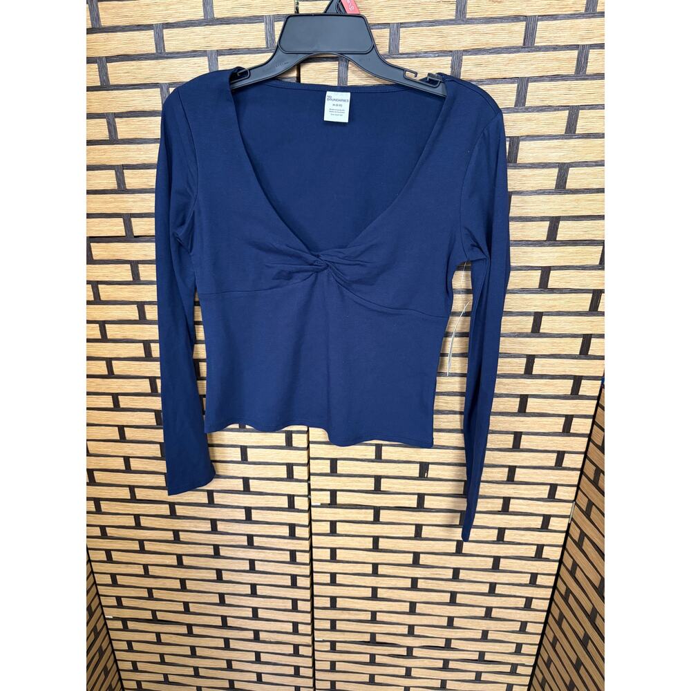 No Boundaries Navy Twist Front Top Size Medium